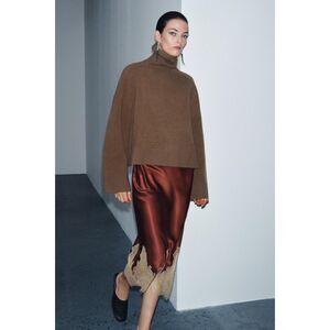 ZARA Contrast Lace Satin Skirt – XS – NWT – ZW Collection – Maroon